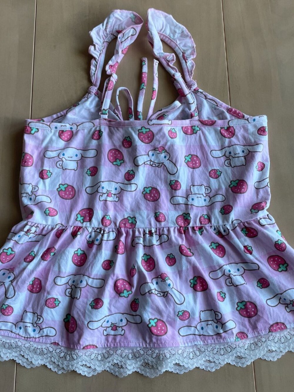 Entire Closet $5! Cinnamoroll Strawberry Gingham Peplum Junior Girls Pink Cami - Picture 9 of 10